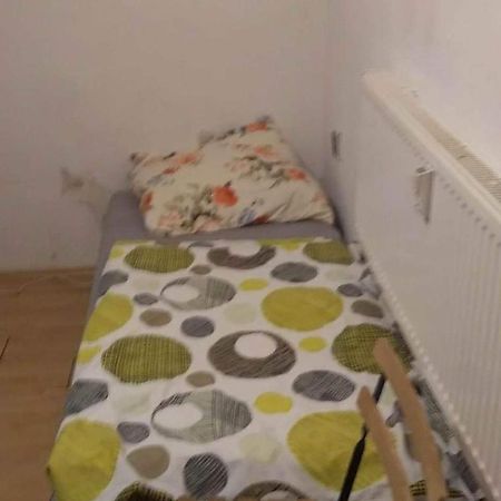 Economy Flat 18 Minutes From Vaclavske Namesti Praga Zewnętrze zdjęcie