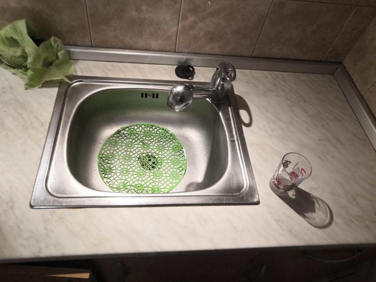 Economy Flat 18 Minutes From Vaclavske Namesti Praga Zewnętrze zdjęcie